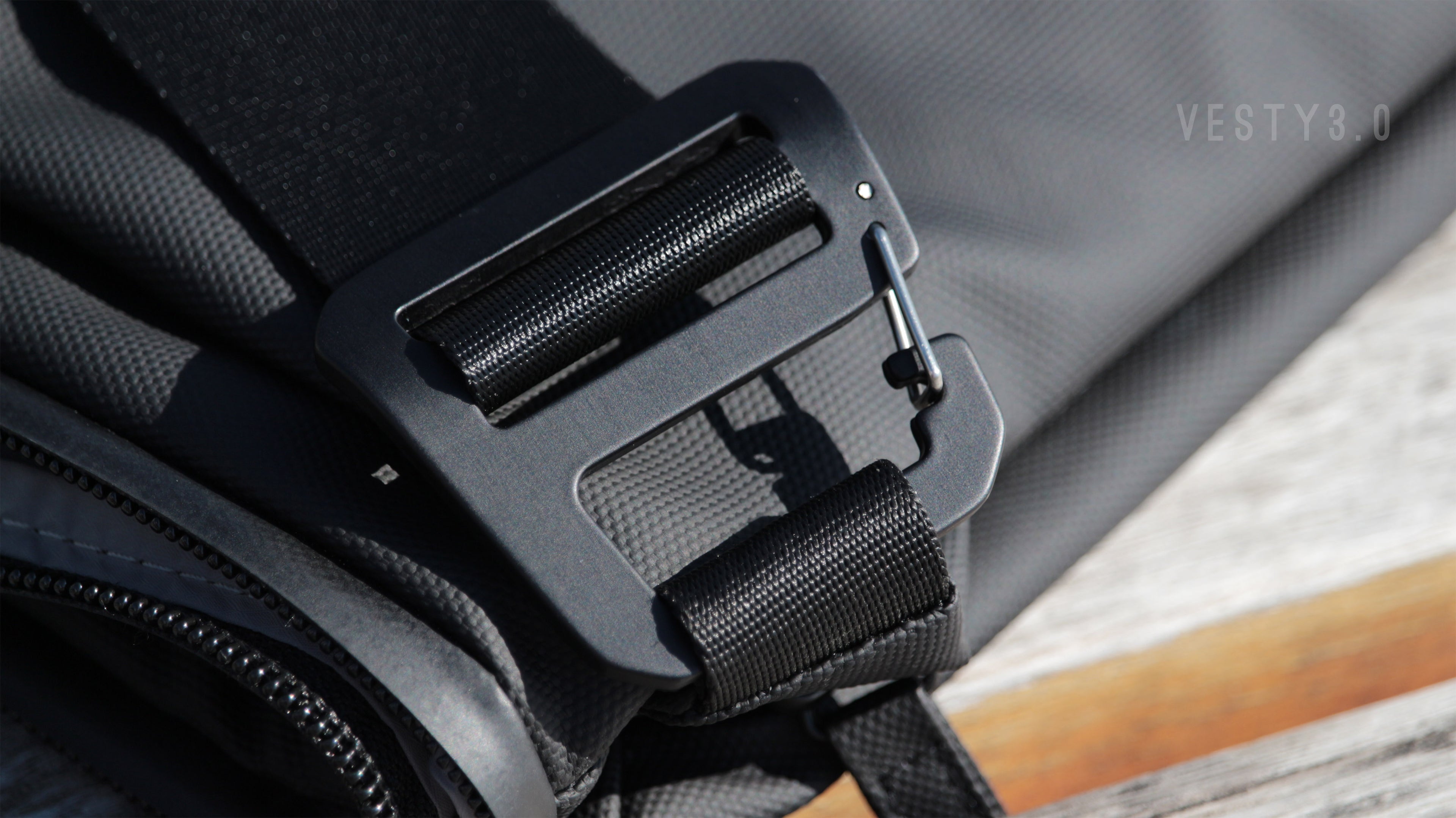 Vesty3.0 Two in One sling bag