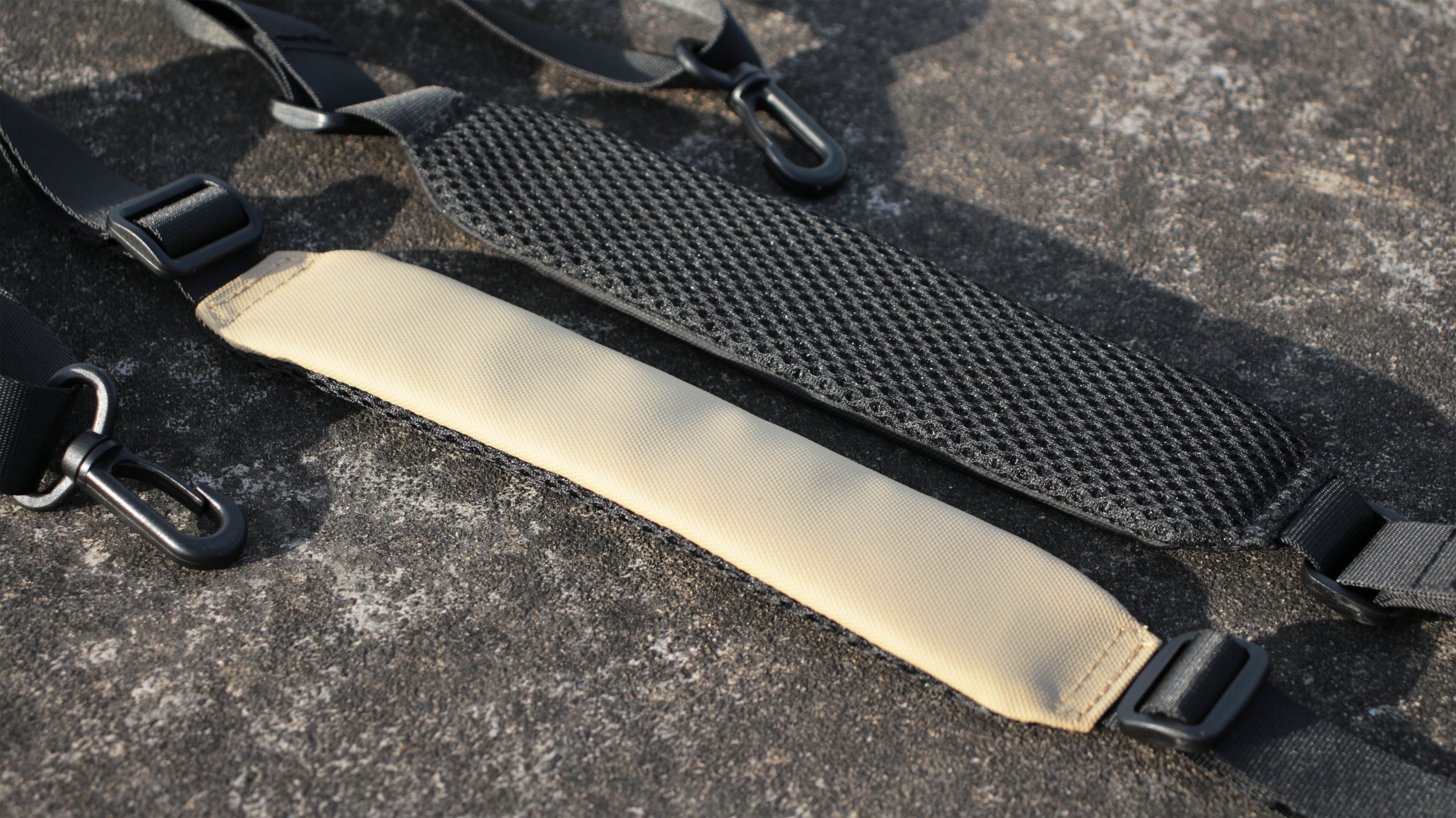 Narrow padded shoulder belt