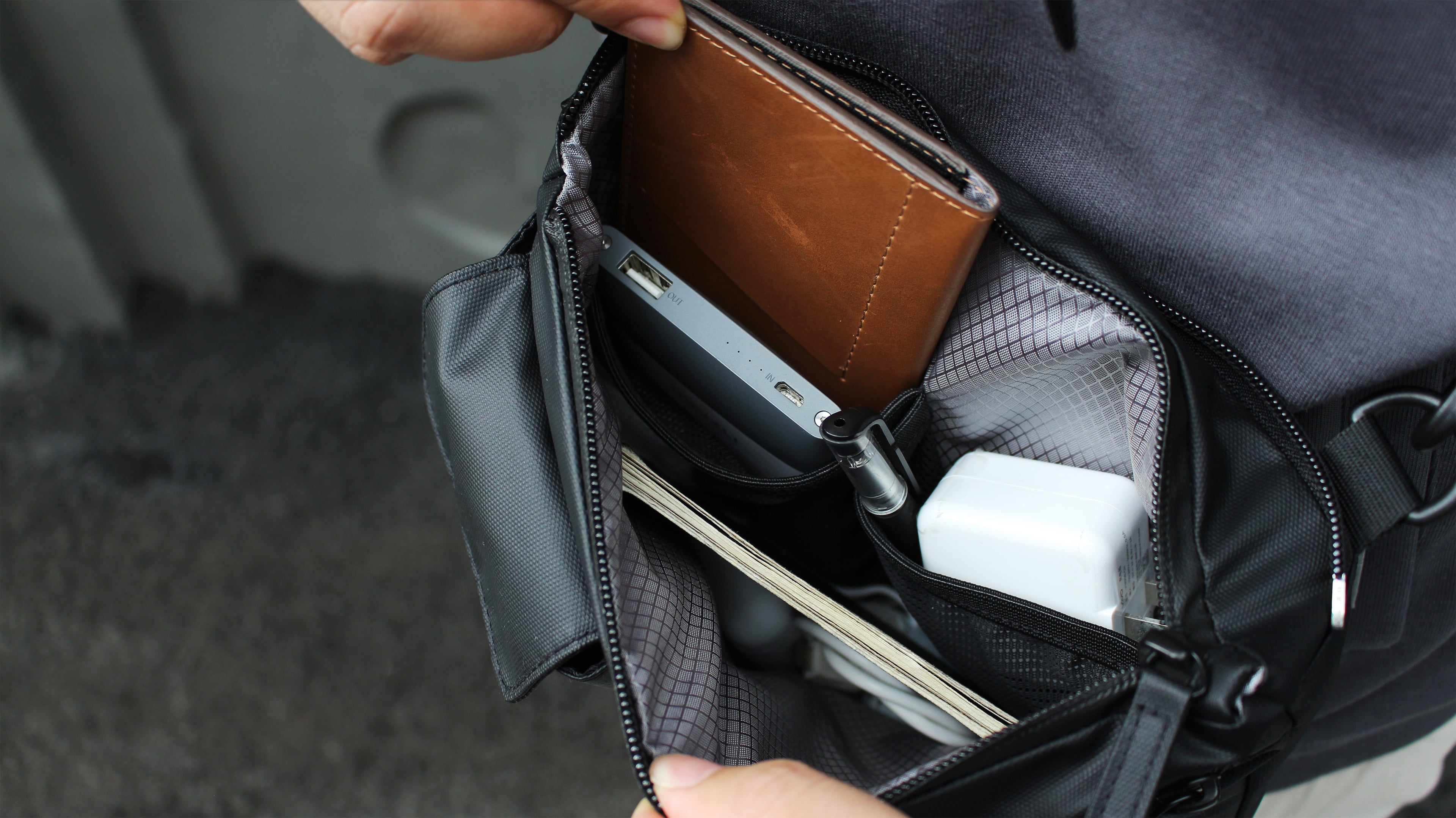 Alex2.0+ Roll-top backpack